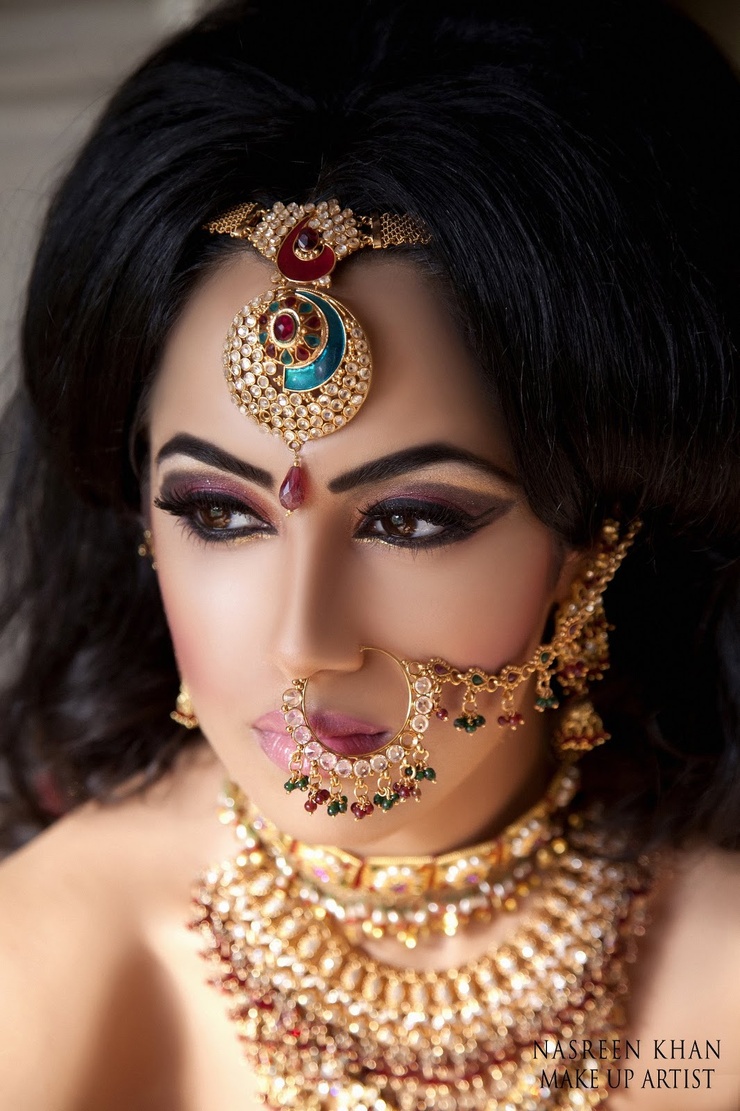 Nasreen Khan