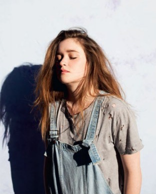 Alice Englert Alice Englert