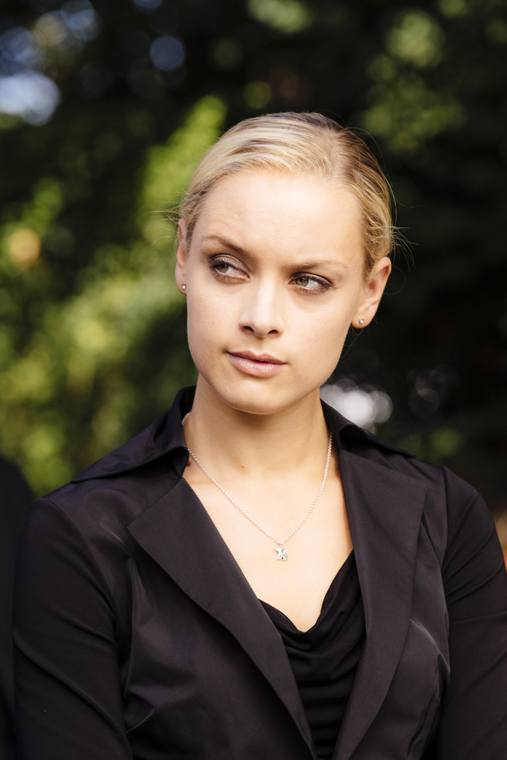 Lost Girl Lost Girl