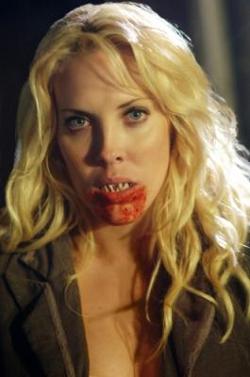 Lucy (Vampire)