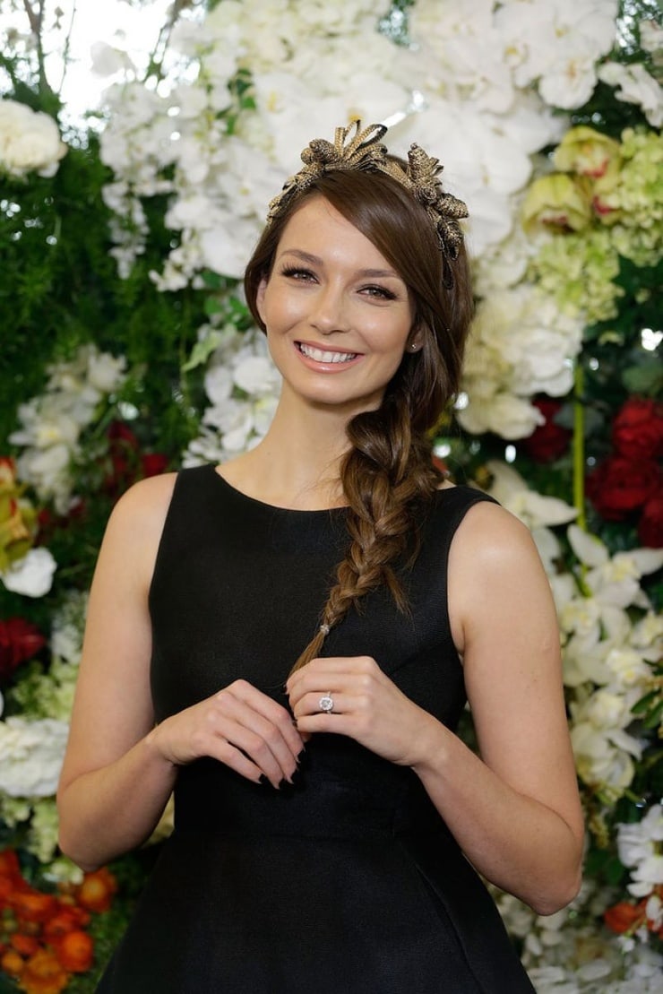 Ricki-Lee Coulter