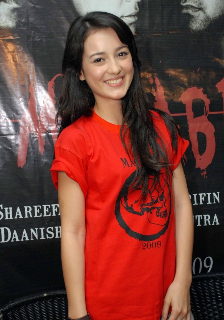 Julie Estelle