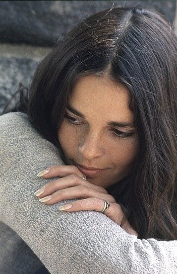 Ali MacGraw