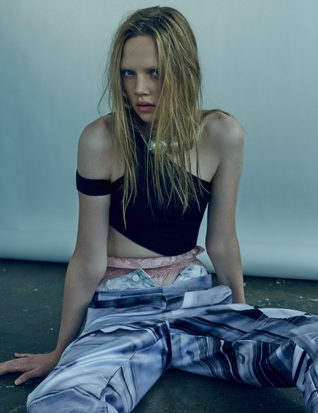 Holly Rose Emery