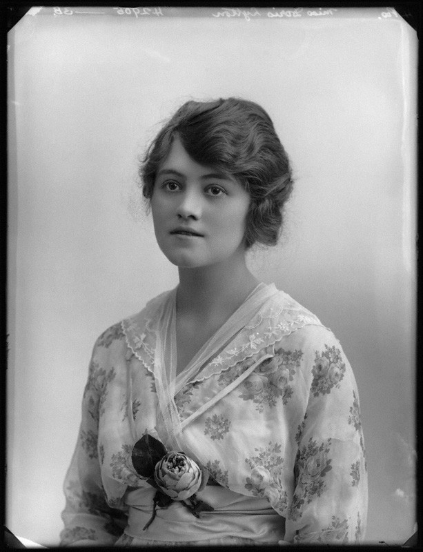 Doris Lytton
