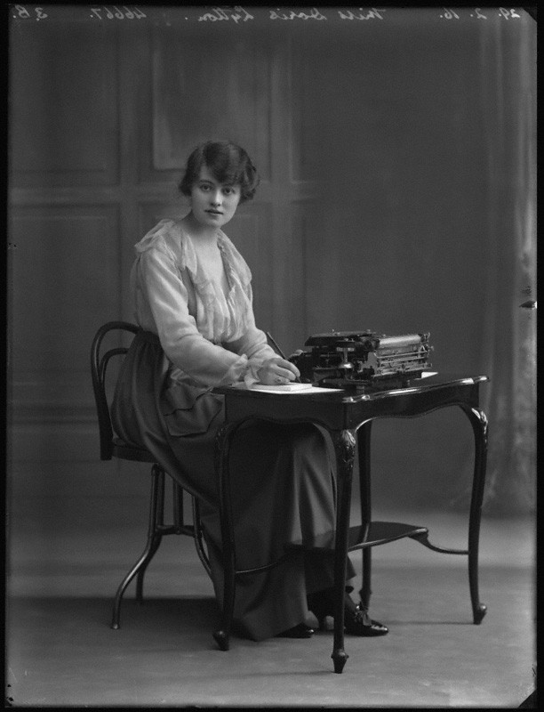 Doris Lytton