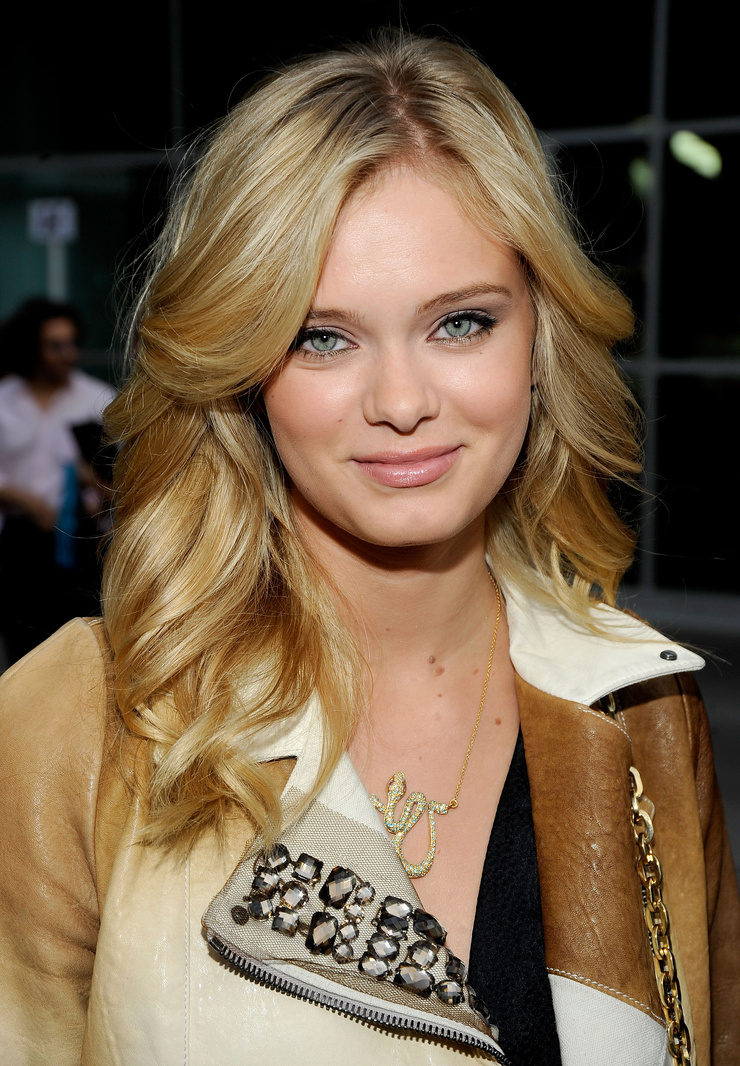 Sara Paxton Sara Paxton