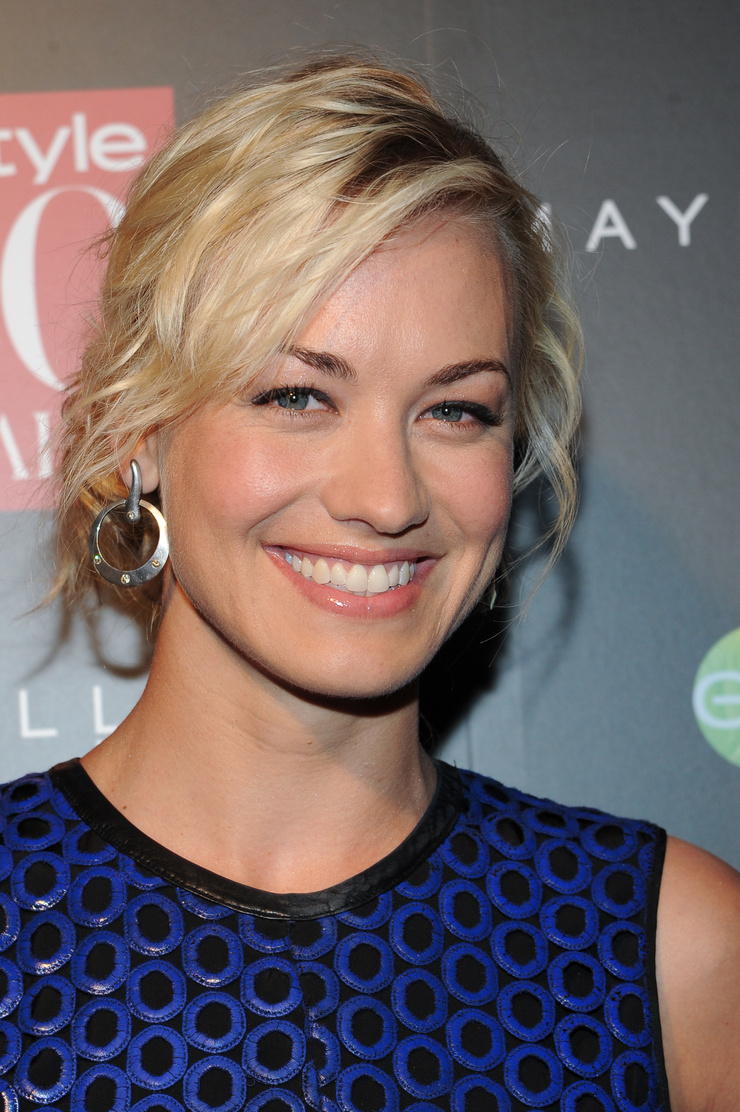 Yvonne Strahovski Yvonne Strahovski