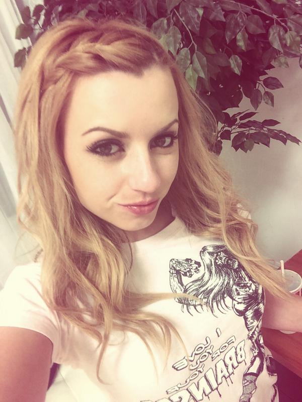 Lexi Belle