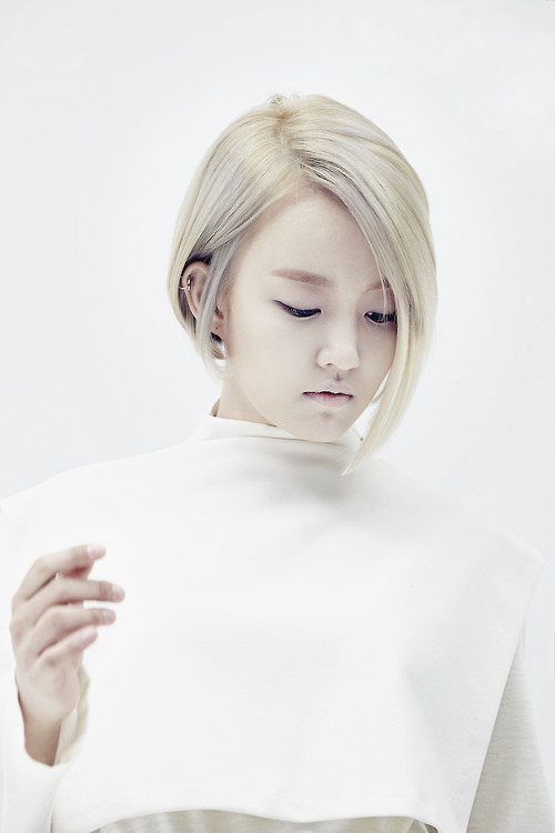 Younha Younha