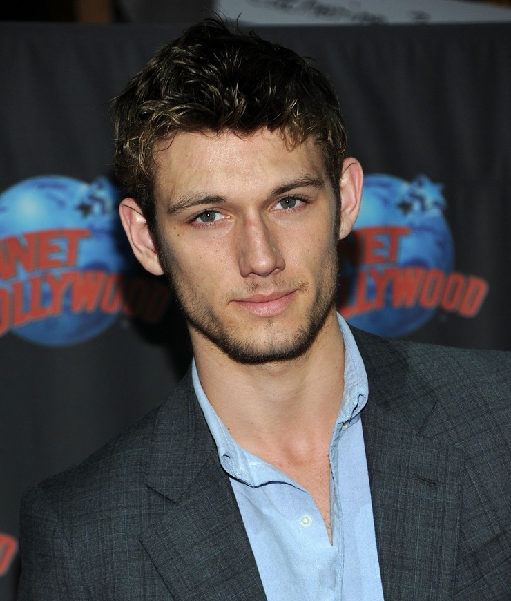Alex Pettyfer