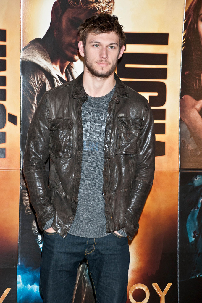 Alex Pettyfer