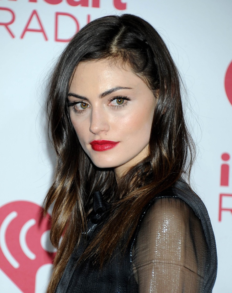 Phoebe Tonkin