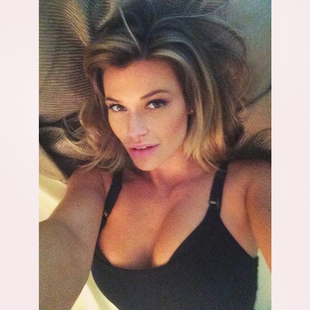 Samantha Hoopes Samantha Hoopes