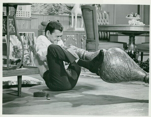 The Brass Bottle (1964) The Brass Bottle (1964)