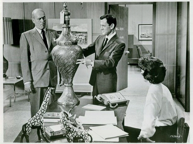 The Brass Bottle (1964) The Brass Bottle (1964)