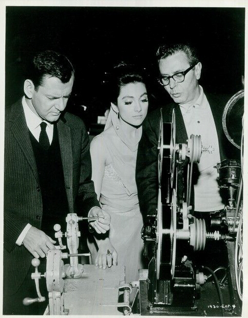 The Brass Bottle (1964) The Brass Bottle (1964)