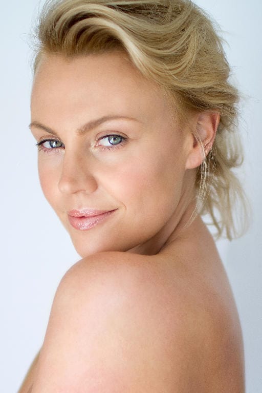 Natalie Wakeling Natalie Wakeling