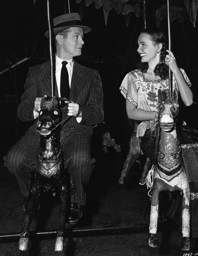 Ride the Pink Horse (1947)