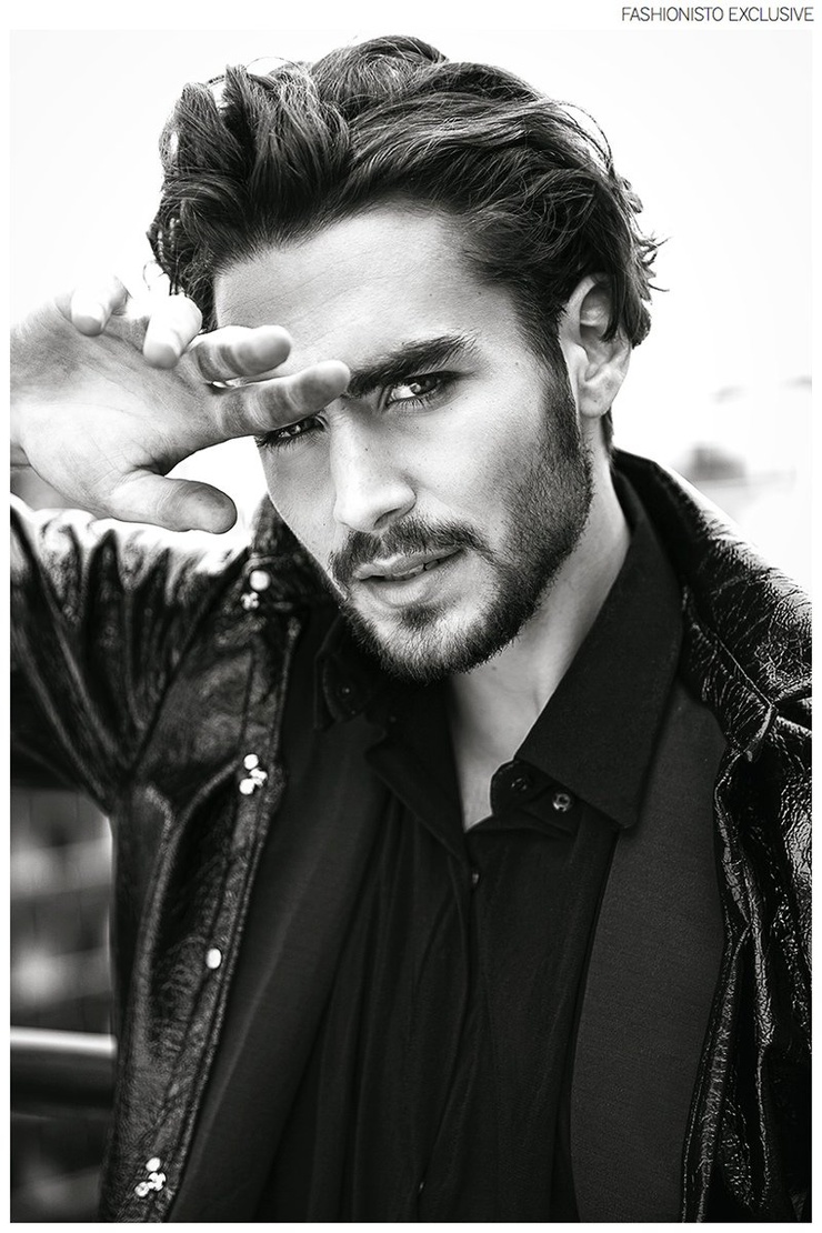 Nicolas Simoes