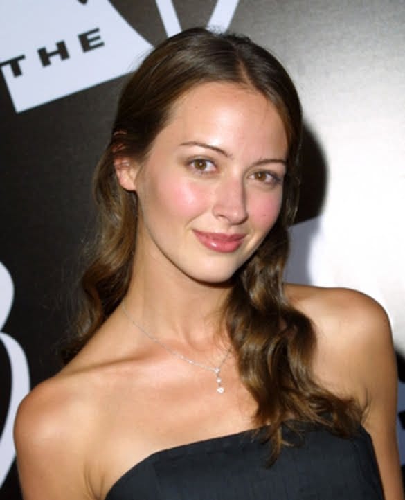 Amy Acker