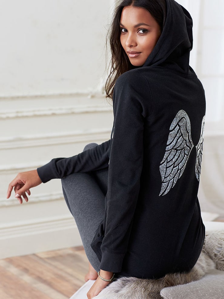 Lais Ribeiro Lais Ribeiro