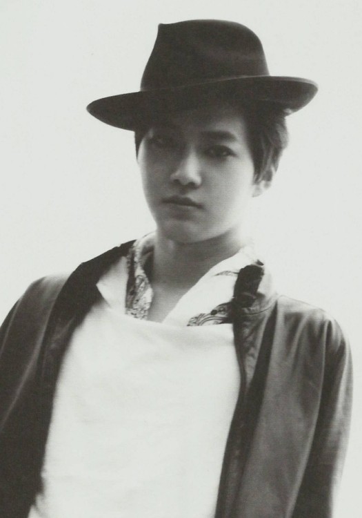Suho (Exo K)