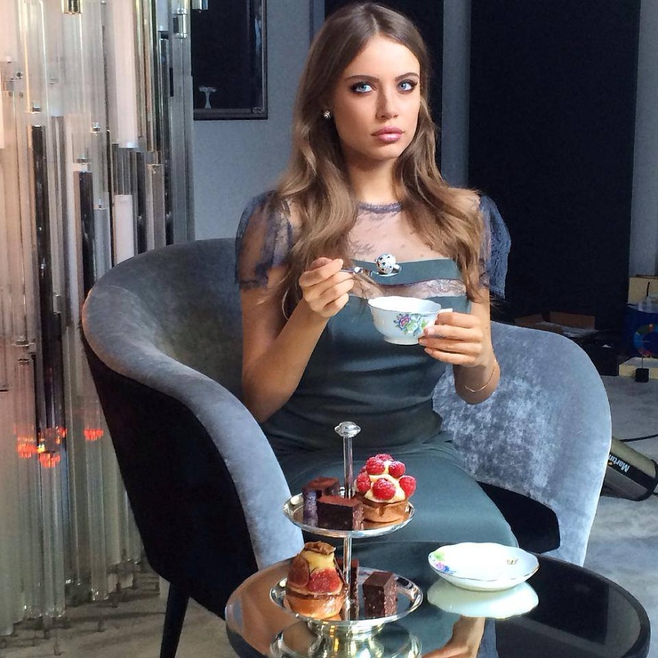 Xenia Tchoumitcheva Xenia Tchoumitcheva