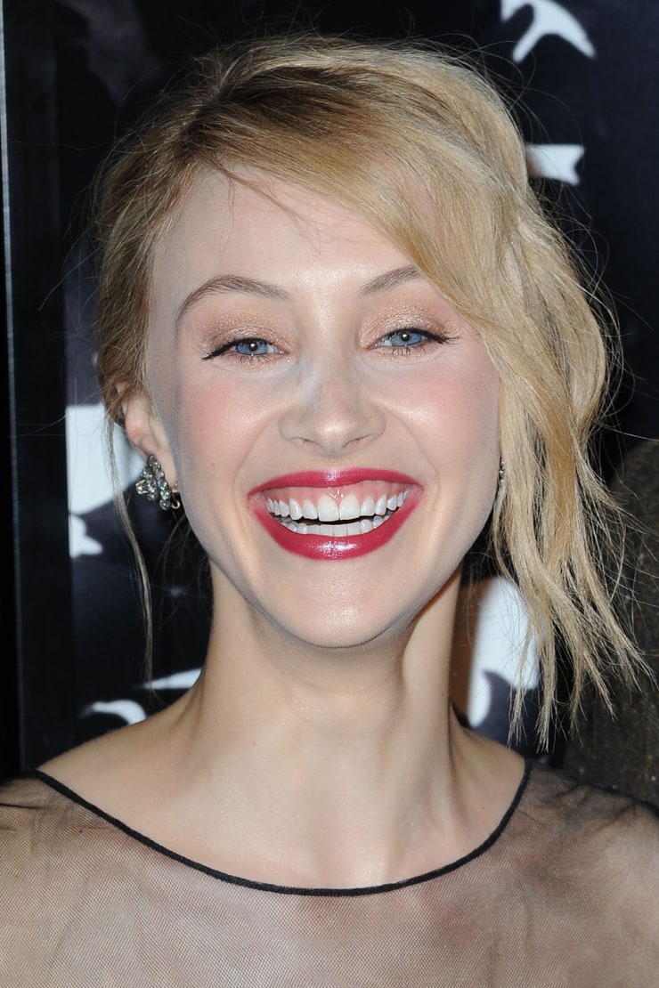 Sarah Gadon