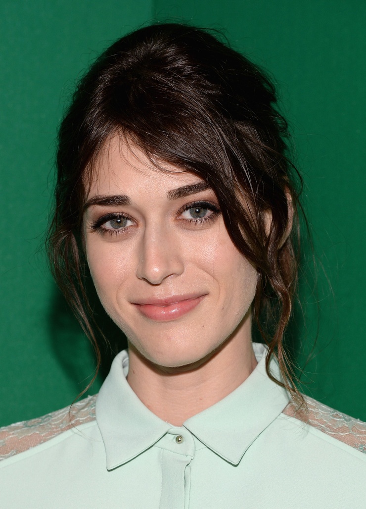 Lizzy Caplan Lizzy Caplan