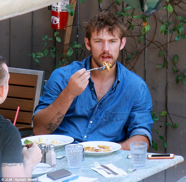 Alex Pettyfer