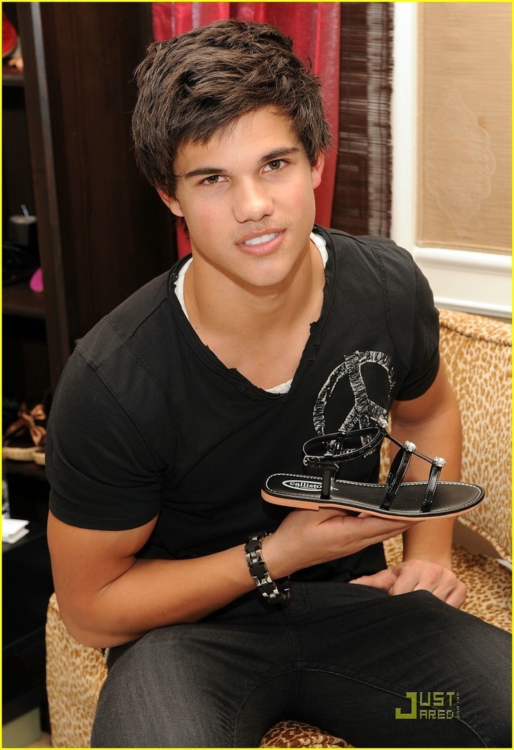 Taylor Lautner