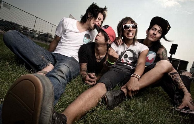 Pierce the Veil