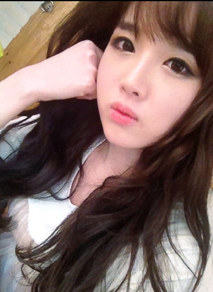 Picture Of Kim Shin Yeong