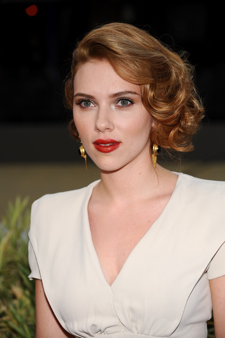 Scarlett Johansson Scarlett Johansson