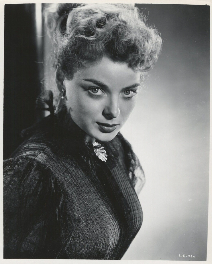 Picture of Mary Jo Tarola