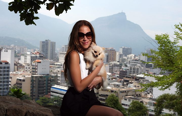 Júlia Almeida