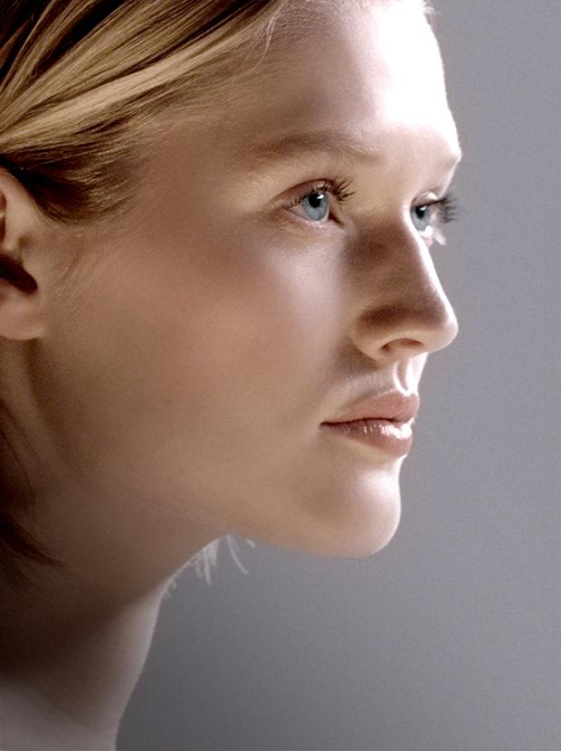 Toni Garrn Toni Garrn