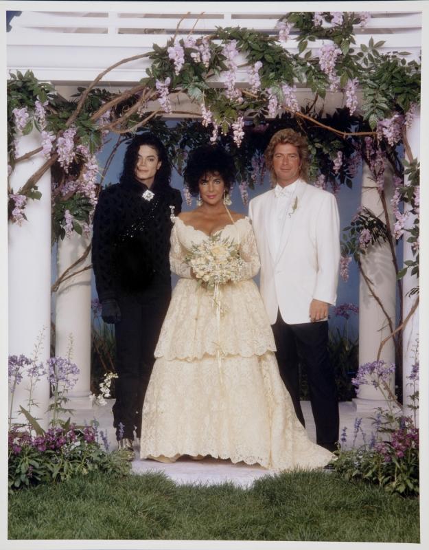 Elizabeth Taylor Elizabeth Taylor