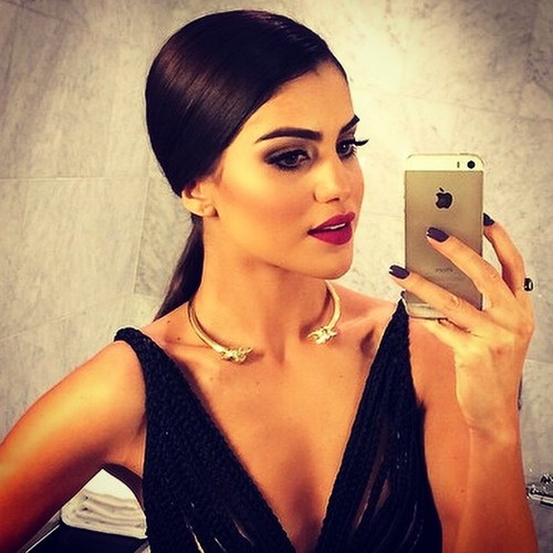 Camila Coelho Camila Coelho