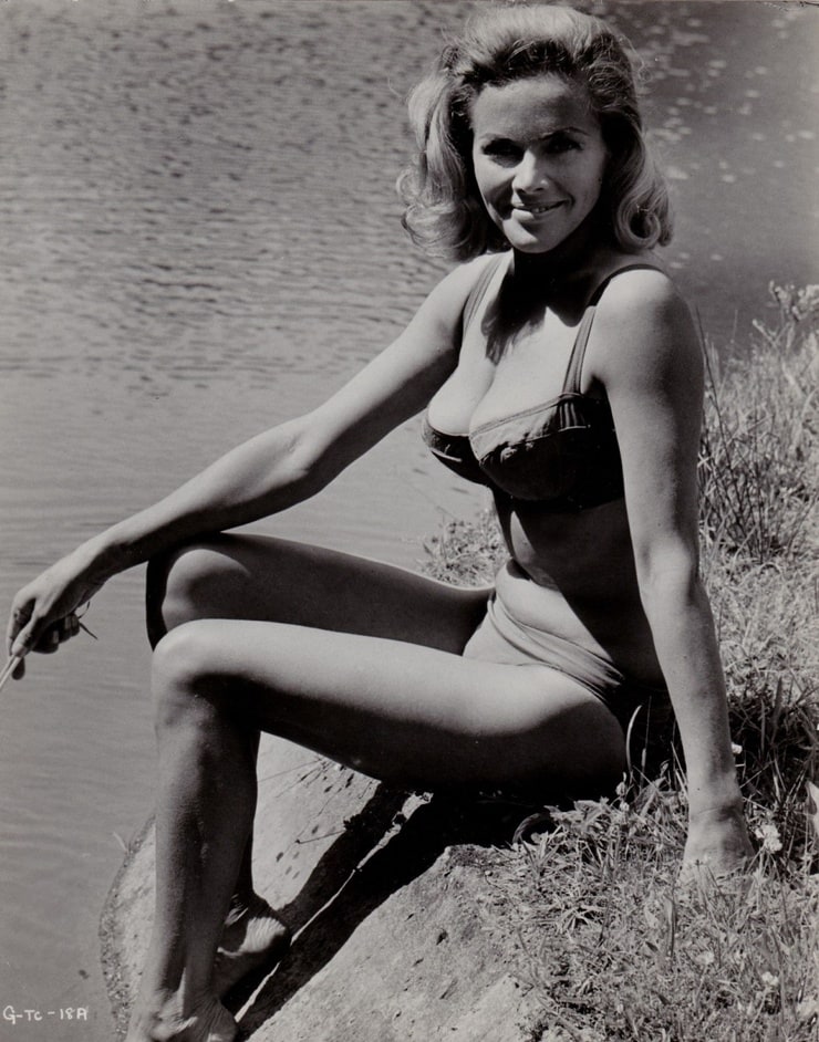 Honor Blackman