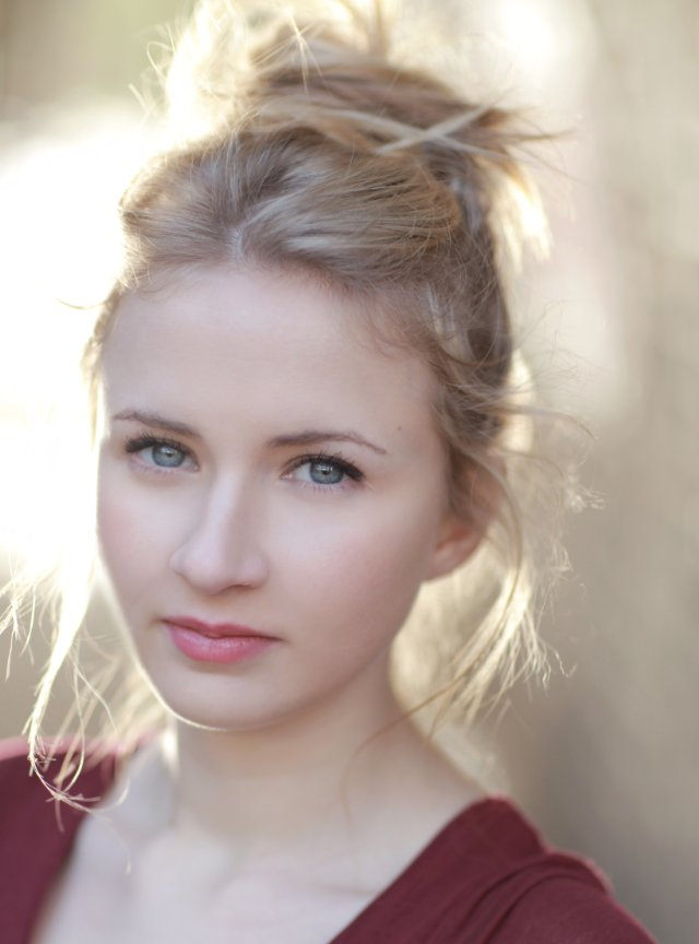 Eliza Bennett Eliza Bennett