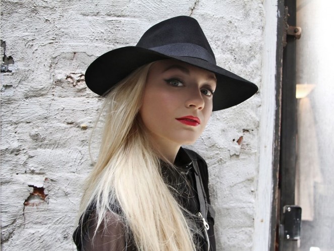Emily Kinney Emily Kinney
