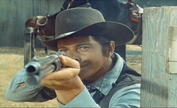 Laredo                                  (1965-1967)