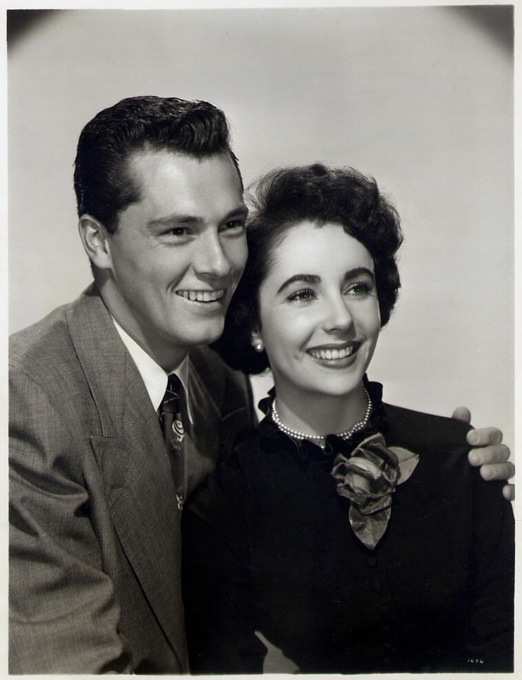 Elizabeth Taylor Elizabeth Taylor