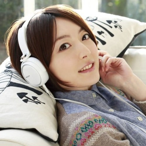 Kana Hanazawa