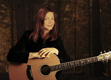 Carrie Newcomer