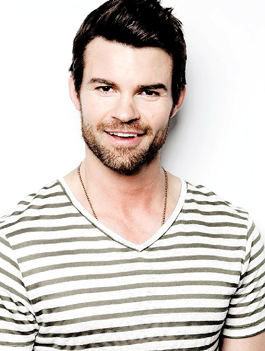 Daniel Gillies