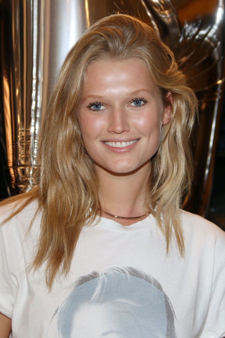 Toni Garrn