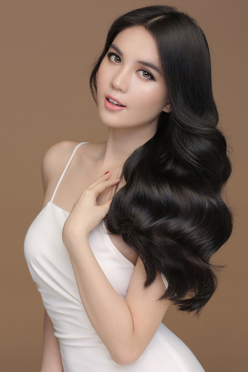 Ngoc Trinh Ngoc Trinh